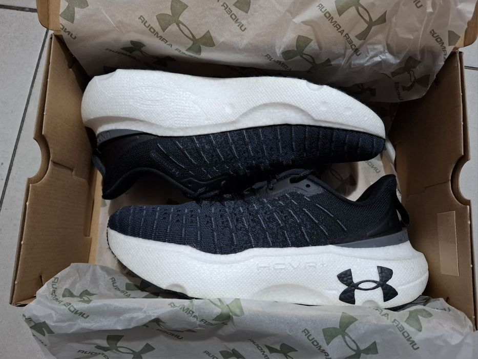 Under Armour Infinite Elite
