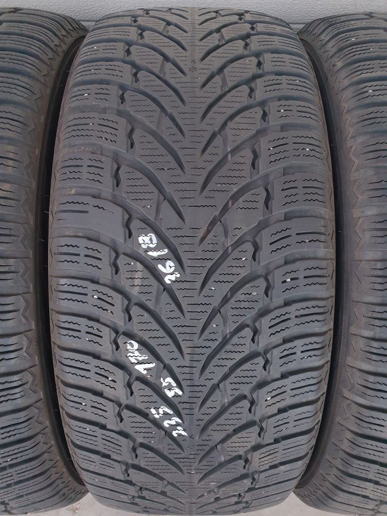 Зимни гуми 4 броя NOKIAN WR Suv4 235 55 R17 дот 3618