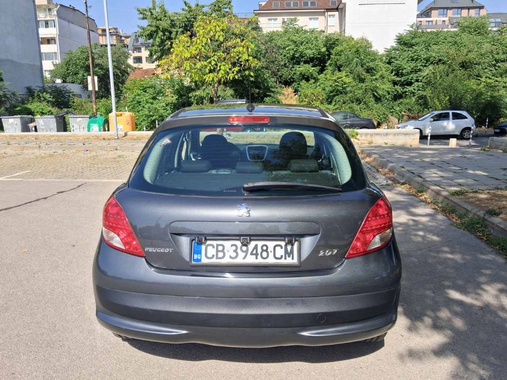 Peugeot модел 207, 2010 година