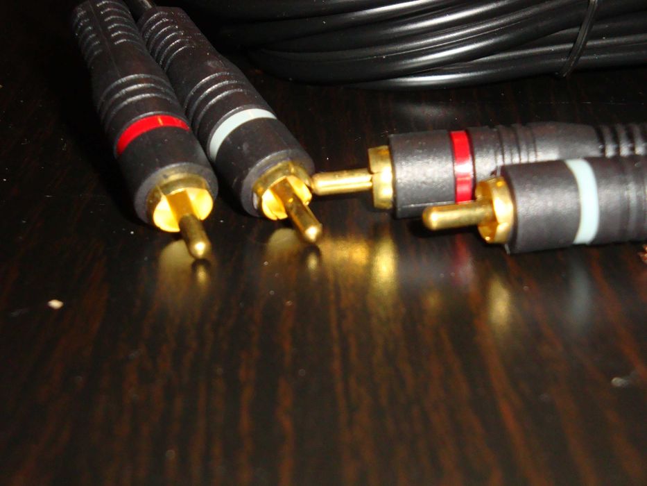 cablu audio 2x RCA la 2x RCA + remote lungime 5m mufe aurite