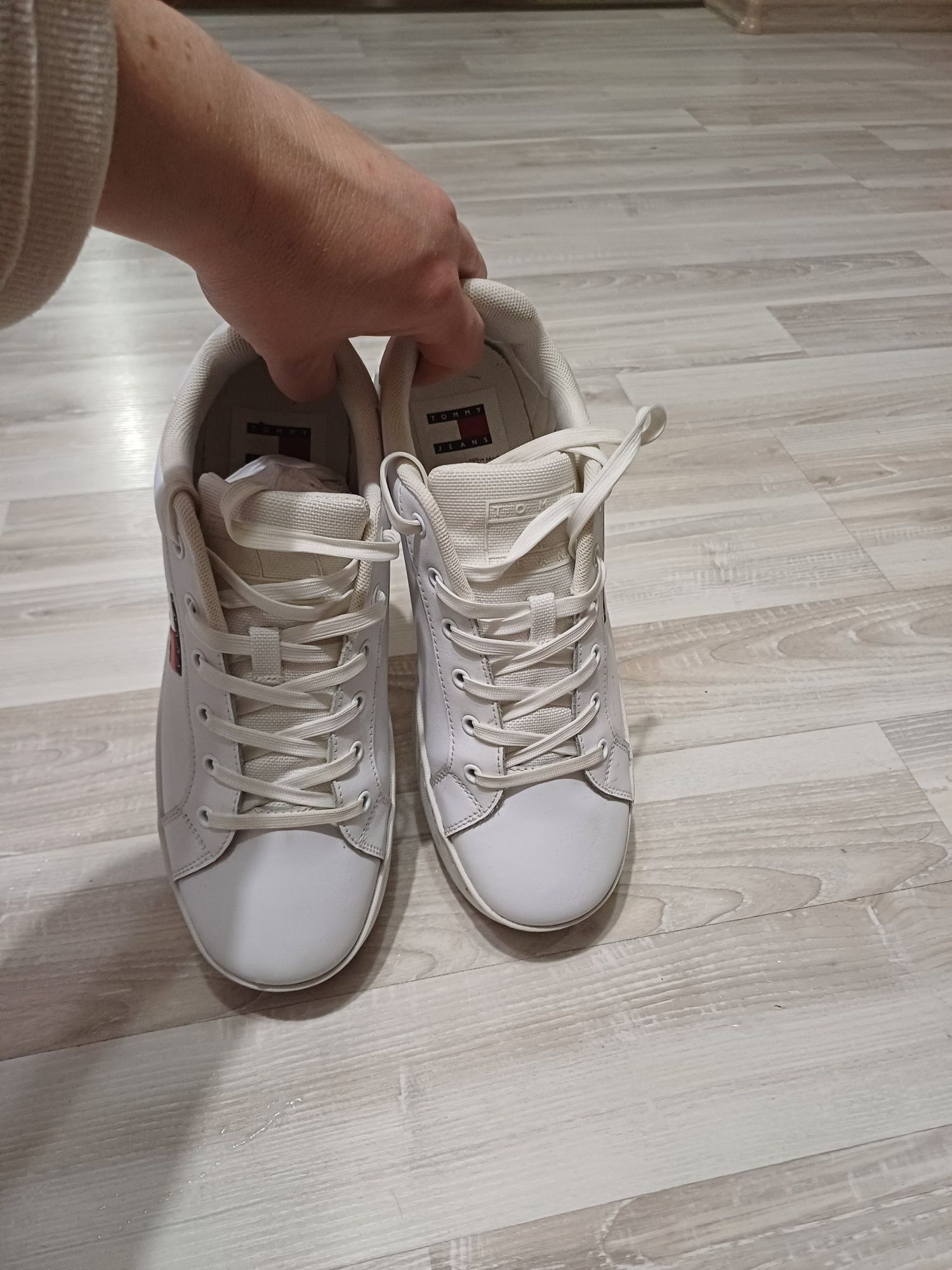 Tommy Jeans
Сникърси Tjw Flatform Ess