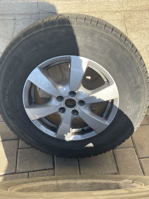 Anvelope Iarna Michelin C uri 215/75/16 C