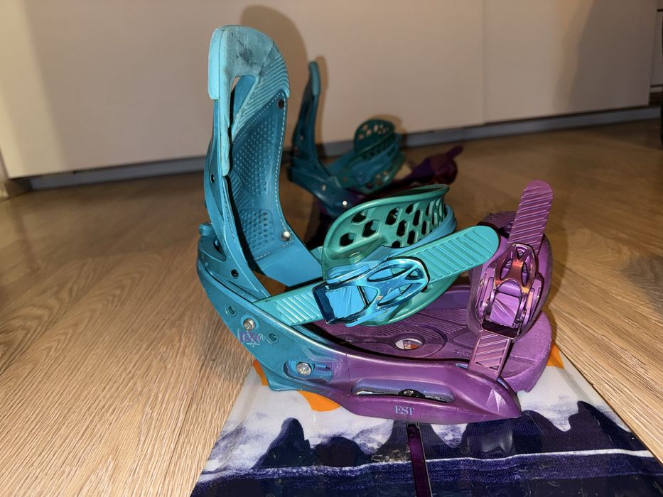 Placă Burton Feather 149 cm + legături Burton Lexa EST