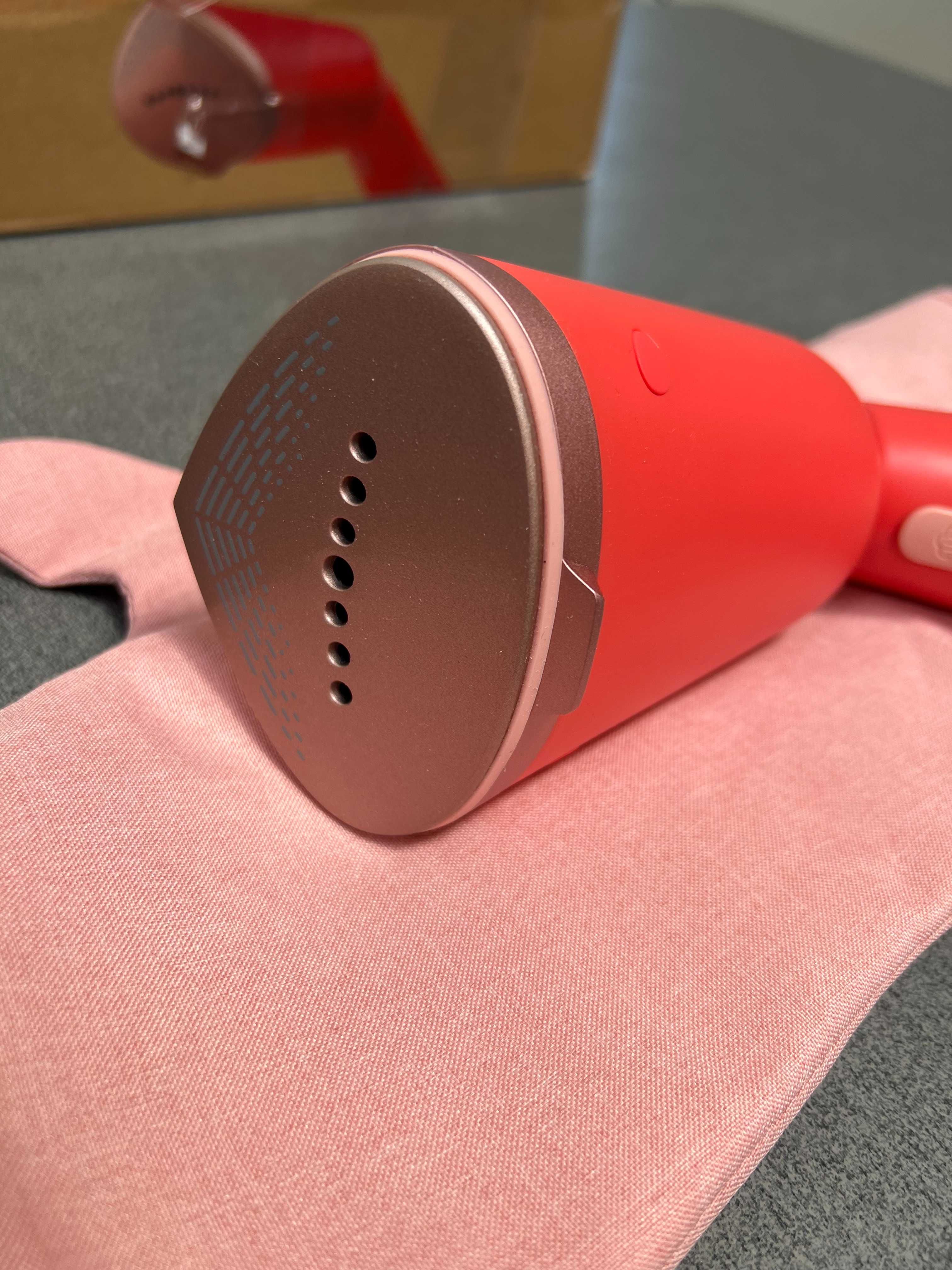 Преносим уред за гладене с пара / Вертикална ютия Philips STH5020/40