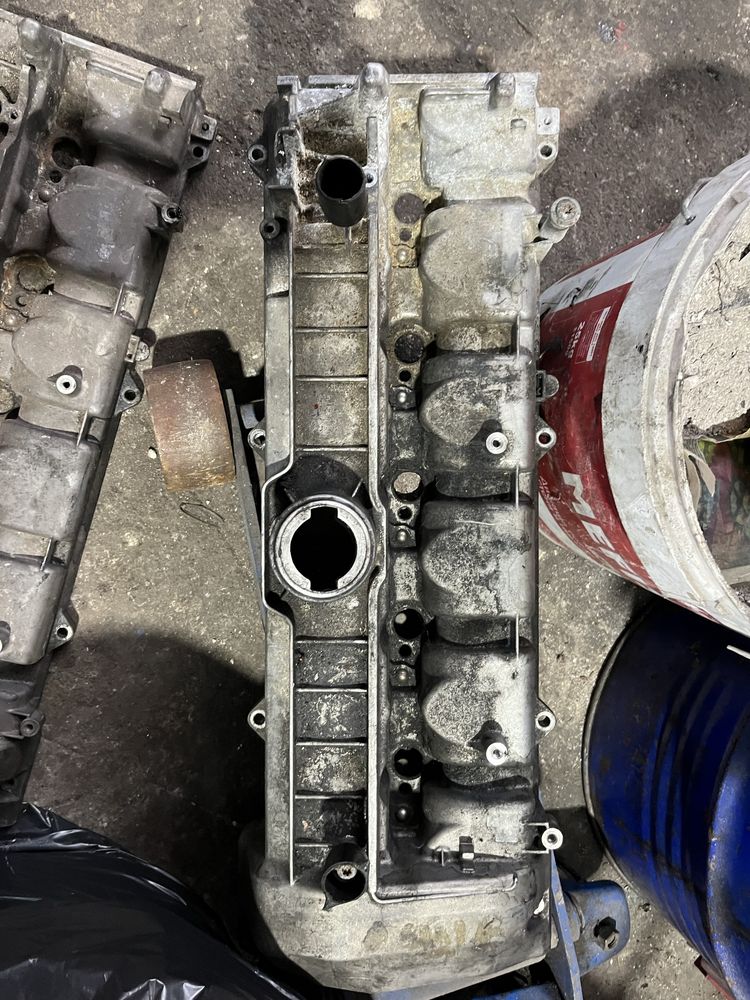 Капак клапани 2.7 CDi