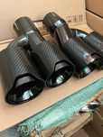 ornamente dedicate BMW G30 G31 tobe Tips Akrapovic black glos  sport duble BMW AUDI PORSCHE X5 X6 G30 G20 G05 G06 Mercedes X3 X4 universale auto
