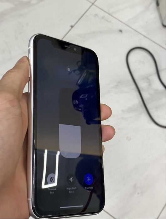 Apple xr 128 oq rangi