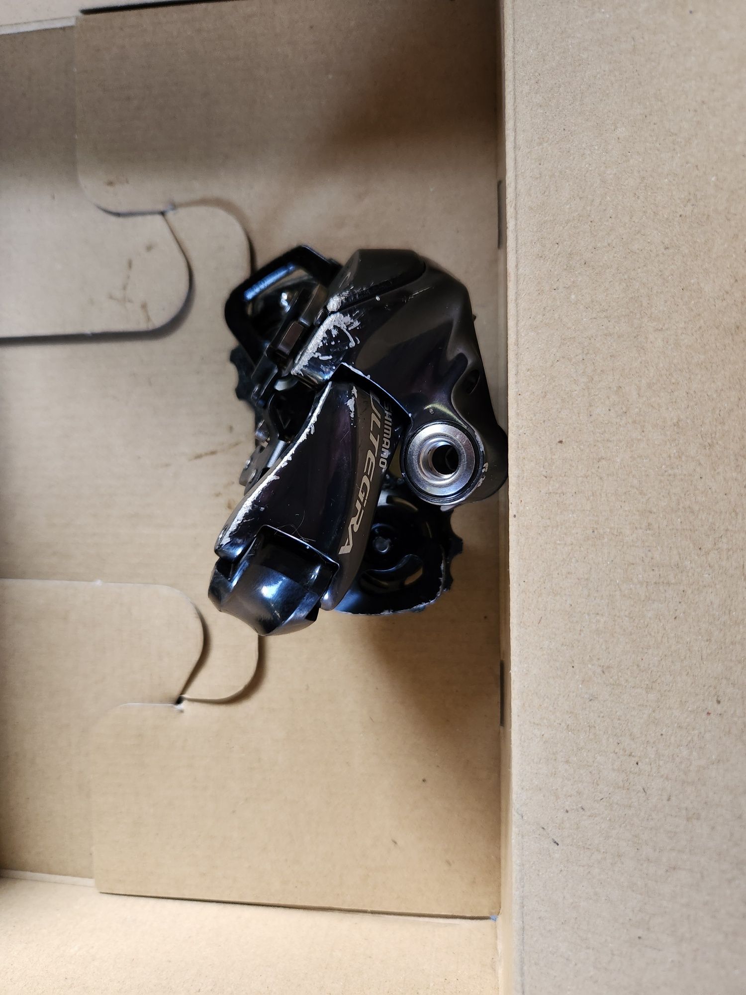 Шосеен електронен монтаж Shimano ultegra rd-6800 di2