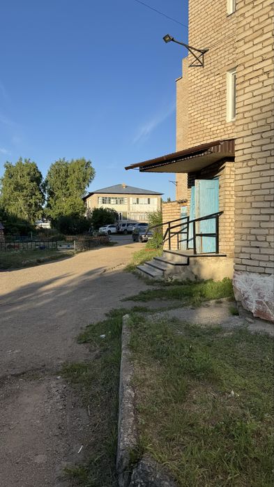 Продам 2-х комнатную квартиру в п.Окжетпес ,Бурабай.Рядом школа,магази