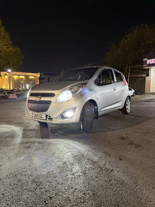 Srochna sotiladi spark 2015 mexanika kraska oldi krilo qogan joyi toza