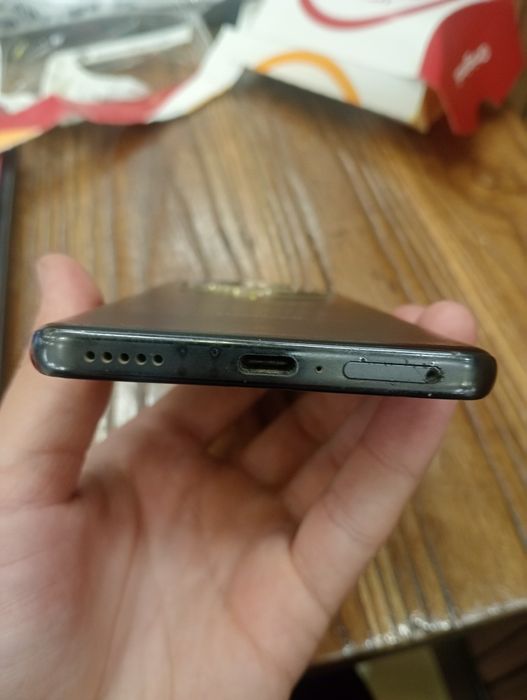 Honor x9b  12+8 256gb