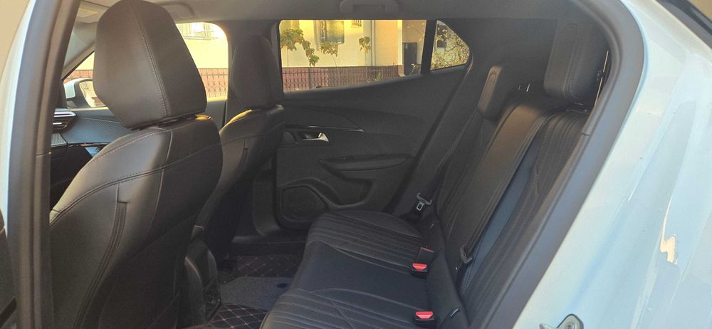 Peugeot 2008  БЕНЗИН