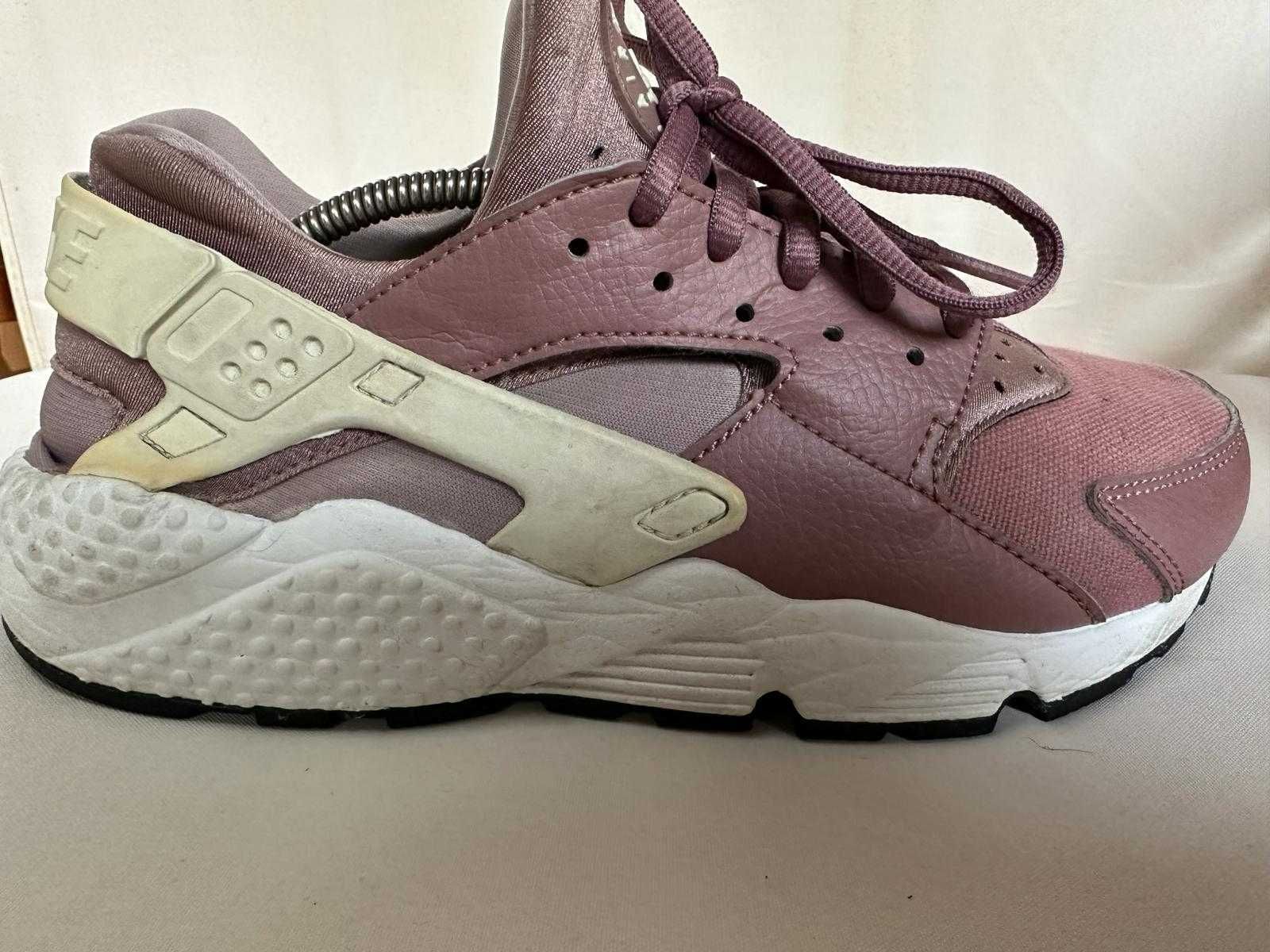 Nike Air Huarache marime 39