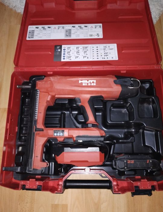 Pistol de implantat cuie pe acumulator BX 3