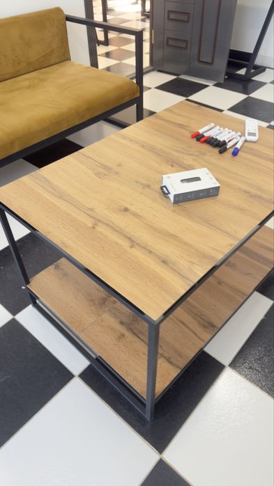 Jurnal stol sotiladi, ofis, o'quv markaz va oshxona uchun