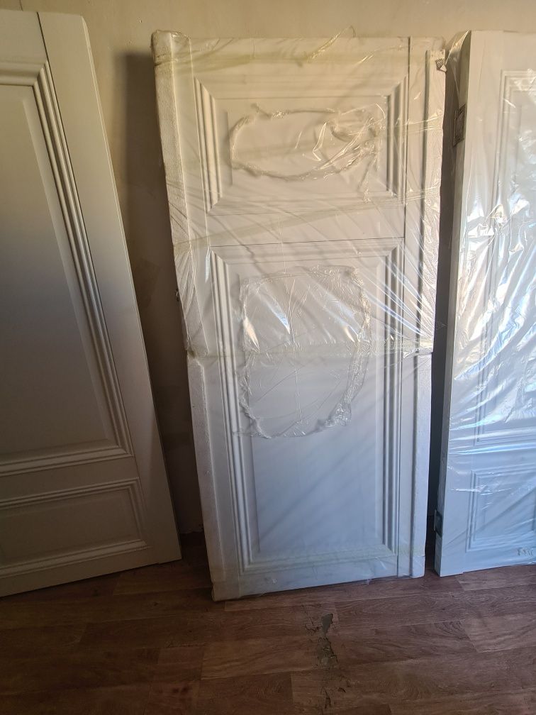 Продам межкомнатную дверь