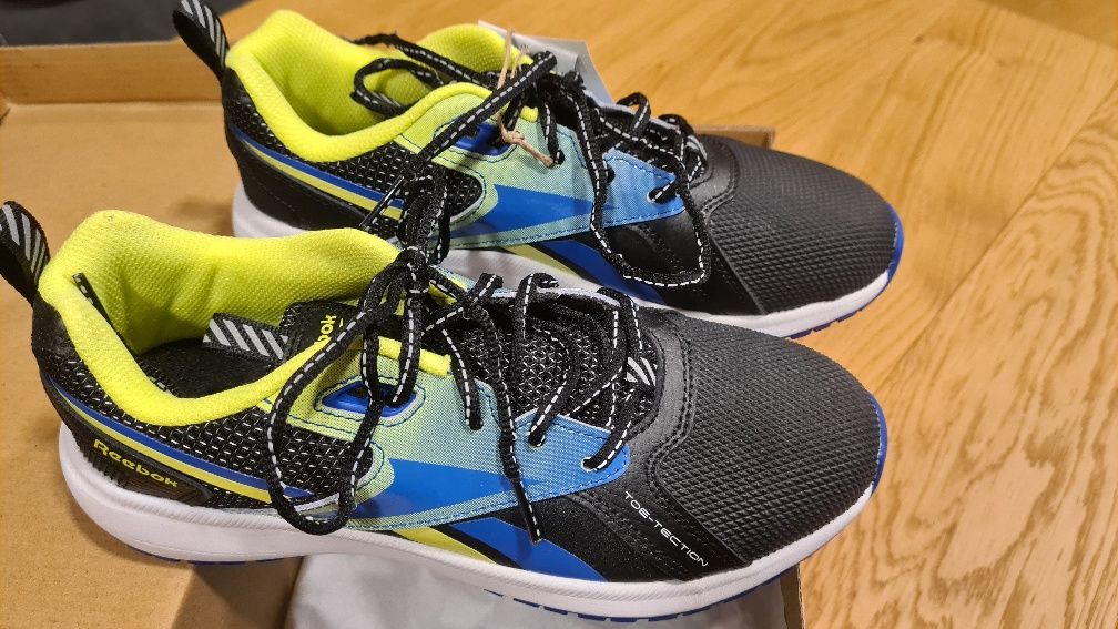Reebok Durable XT  N 38  24.5 см.