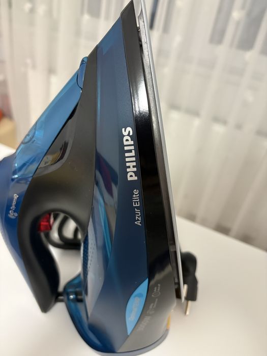 Fier de calcat Philips