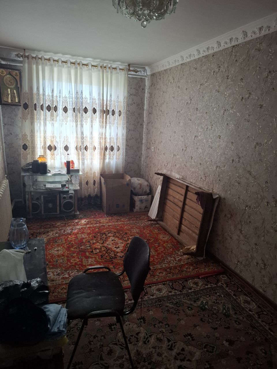 Квартира соиилади Хивада муштарий дукон ёнида