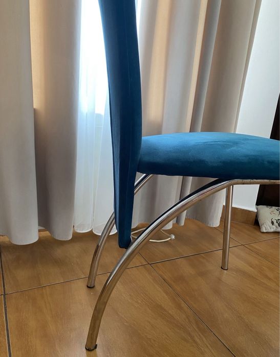 Set 4 scaune catifea