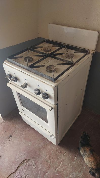 Газ плита куханная
