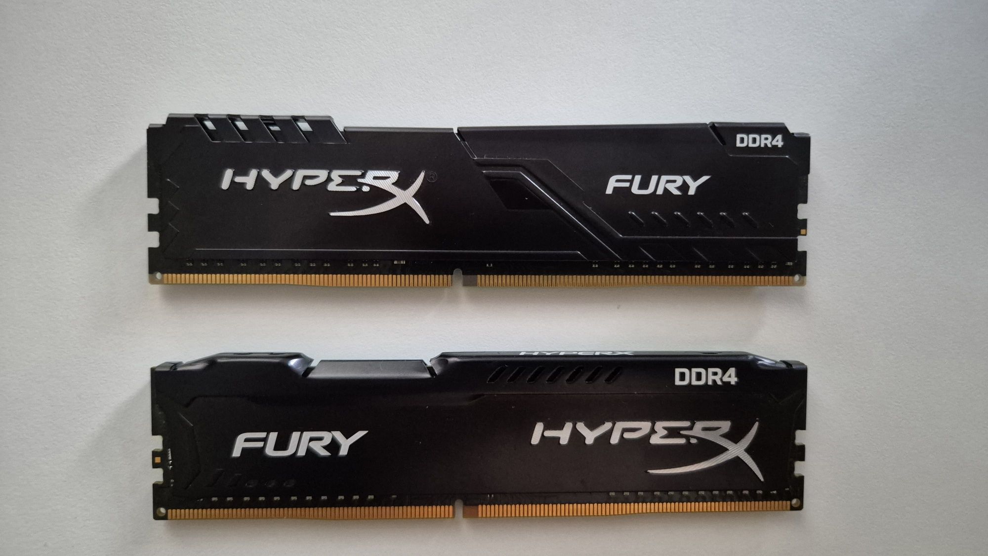 HyperX 16gb DDR4 2400Mhz (2x8gb)