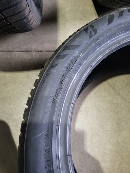 245/45/19 BRIDGESTONE 4бр