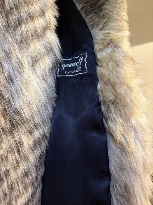 BLANITA DAMA naturala, eleganta