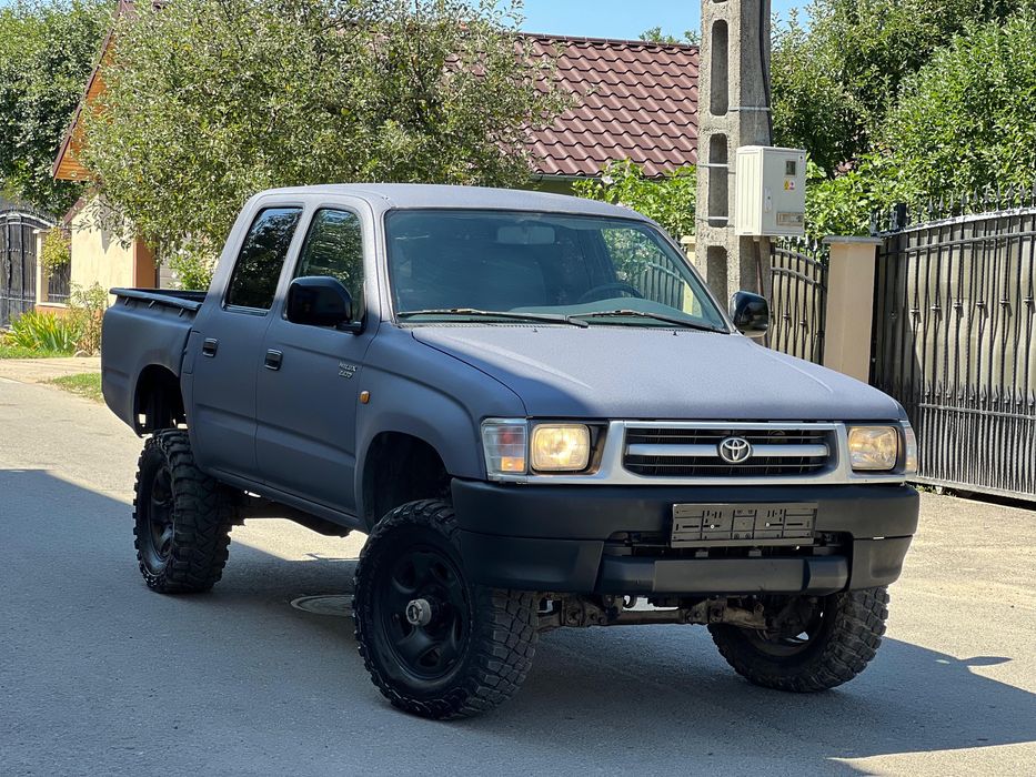 Toyota Hilux 2.4 TD
