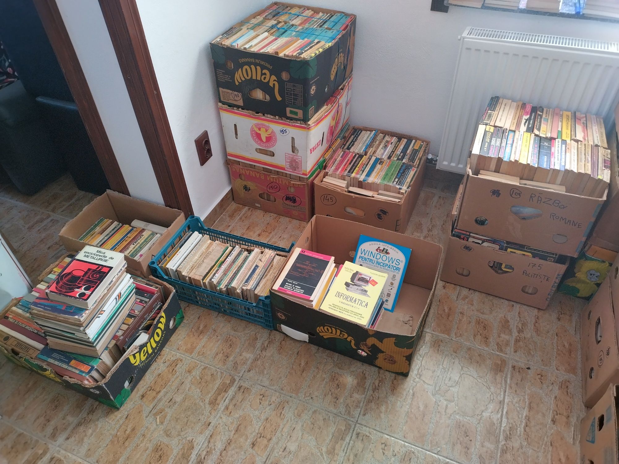 Lot cărți, colectie de vânzare, lichidare biblioteca