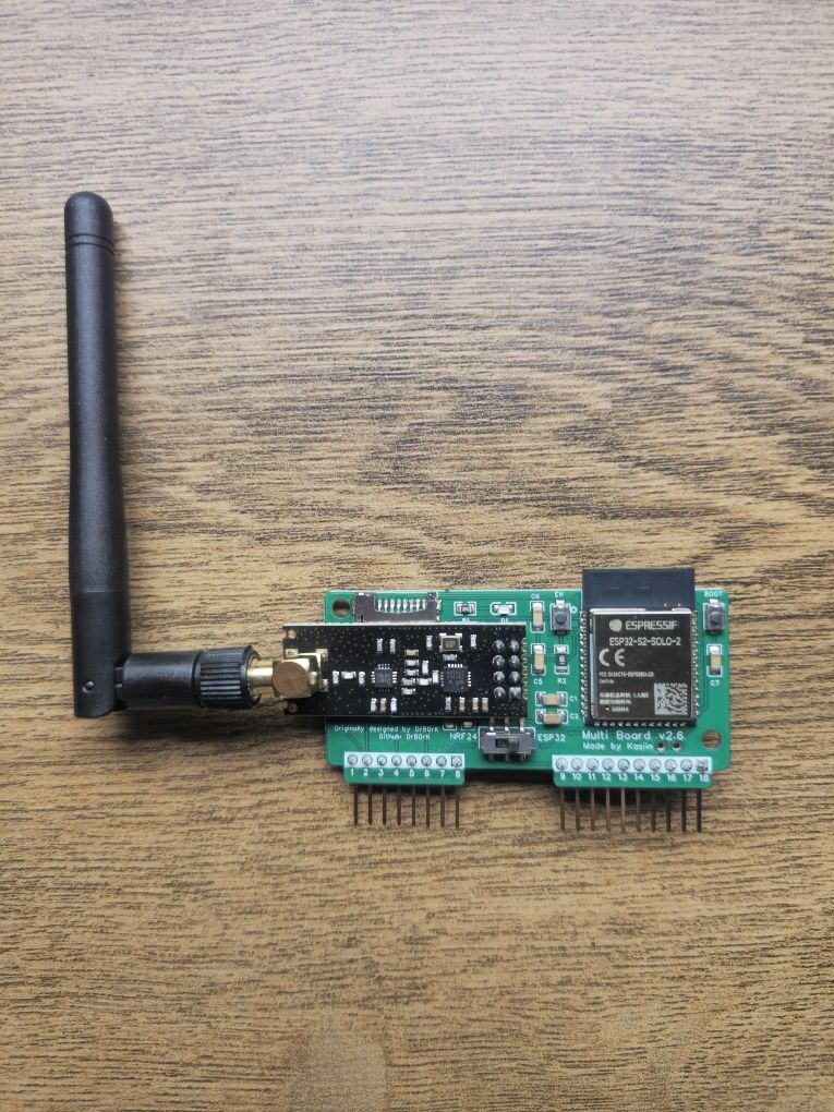 Flipper Zero Multiboard ESP32+NRF24