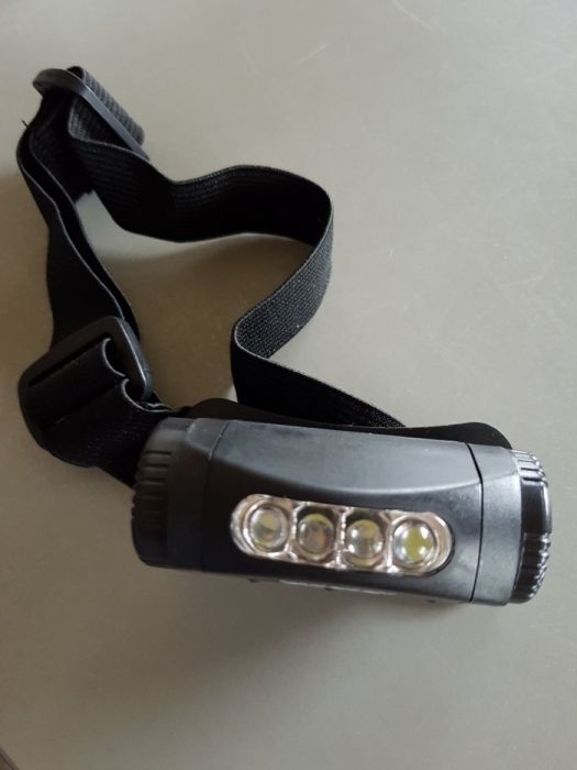 Dispozitiv led pentru cap - lanterna frontala biciclisti. 10 bucati.