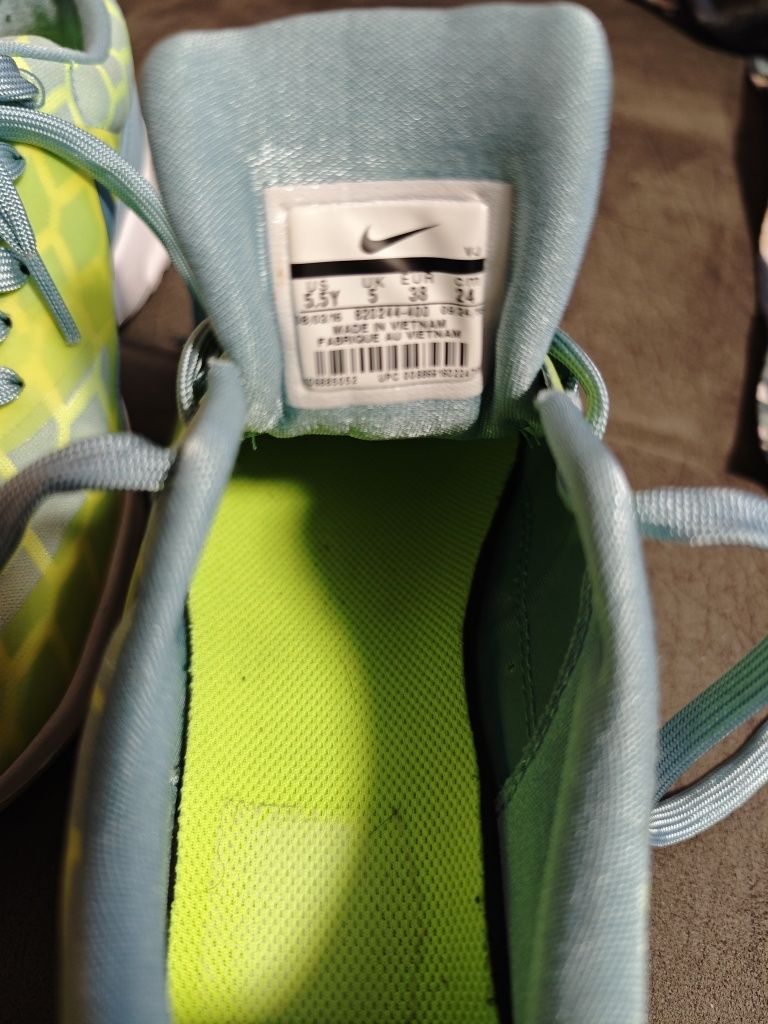 Nike -38/леко умален/затова 37