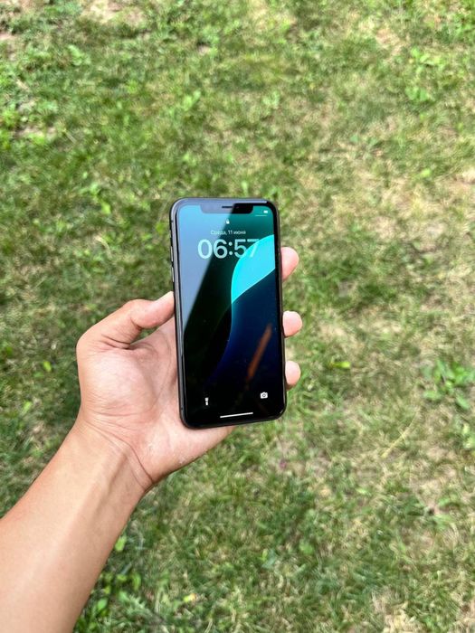 Iphone 11 128 gb face id bor 2 ta sim kartali