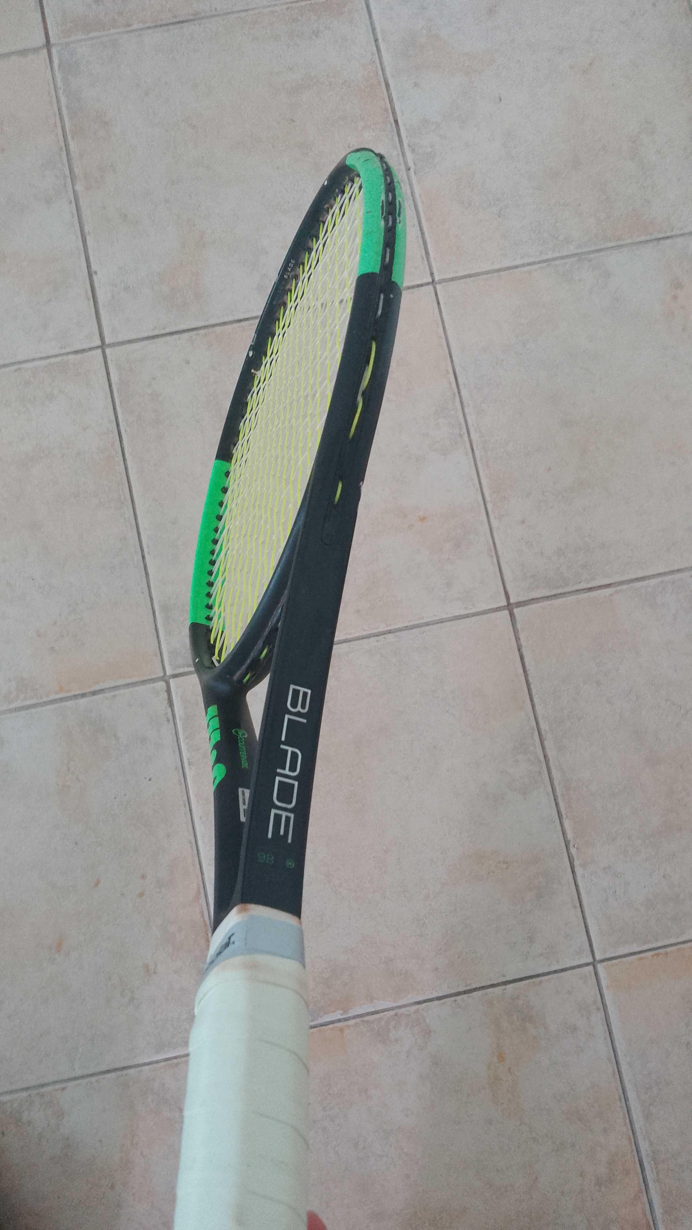 Wilson Blade тенис ракета