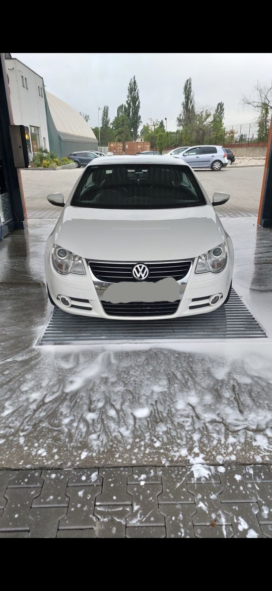 Dezmembrez Volkswagen VW Eos 2010 2.0TDI 140 CP CBAB 170.000 km