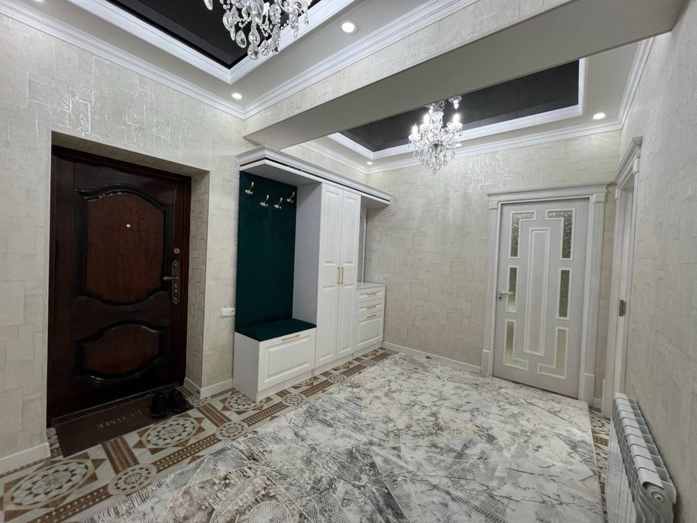 Продается 4 ком. Квартира площадью 90 кв.м. По ул. Гагарина ор. Мчс