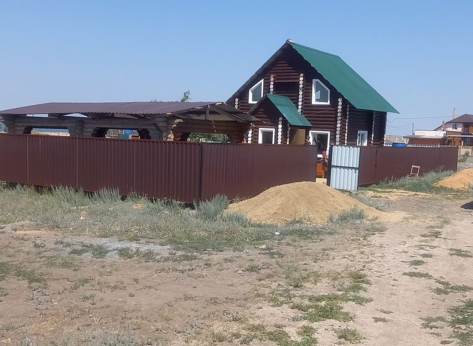 Продам деревянный домик в селе Зеренда. Озеро рядом. Обмен на машину.