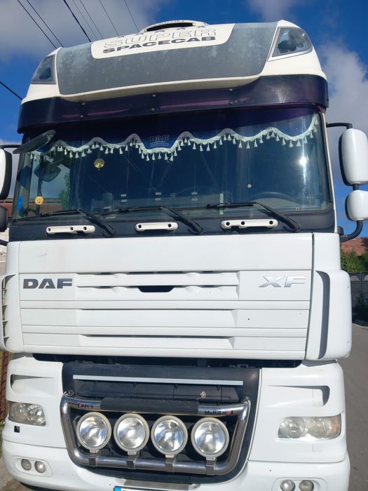 DAF XF si semiremorca Khrone