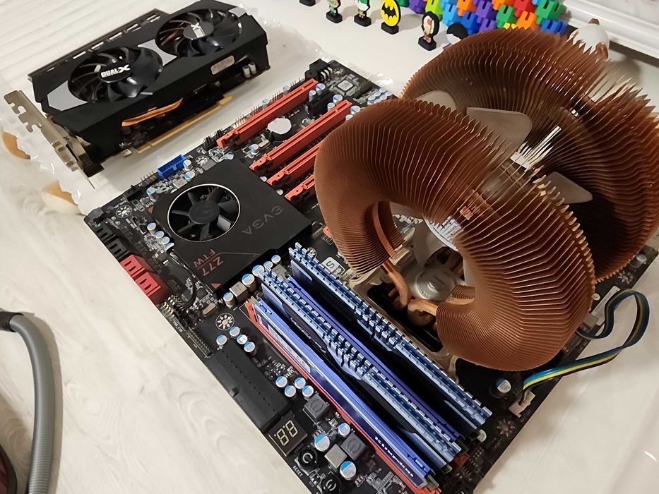 Kit PC i7 3770k, EVGA Z77FTW, 16GB DDR3, AMD R9 270