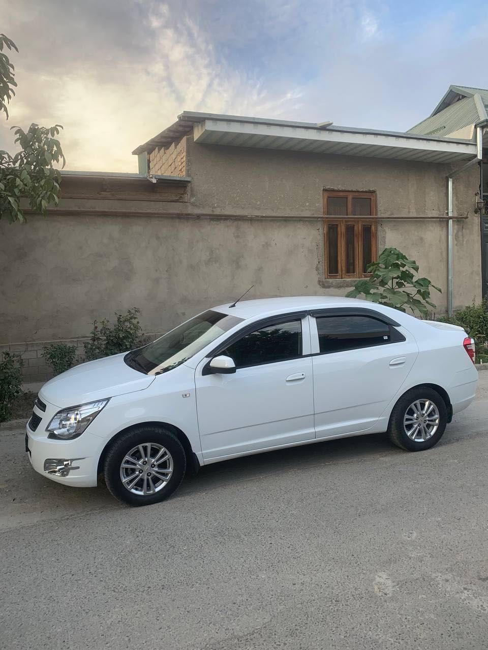 Tayyor Cobalt sotiladi