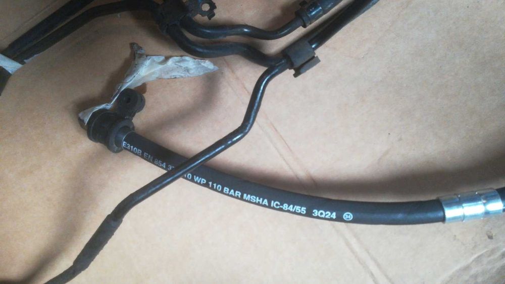 Маркучи за хидравлика за Kia Sportage 2, Hiundai Tucson OEM 575102E001