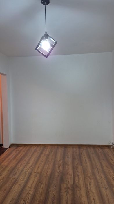 Apartament de închiriat