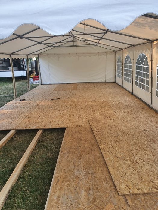 Închiriere podea pentru cort, evenimente. Podea OSB