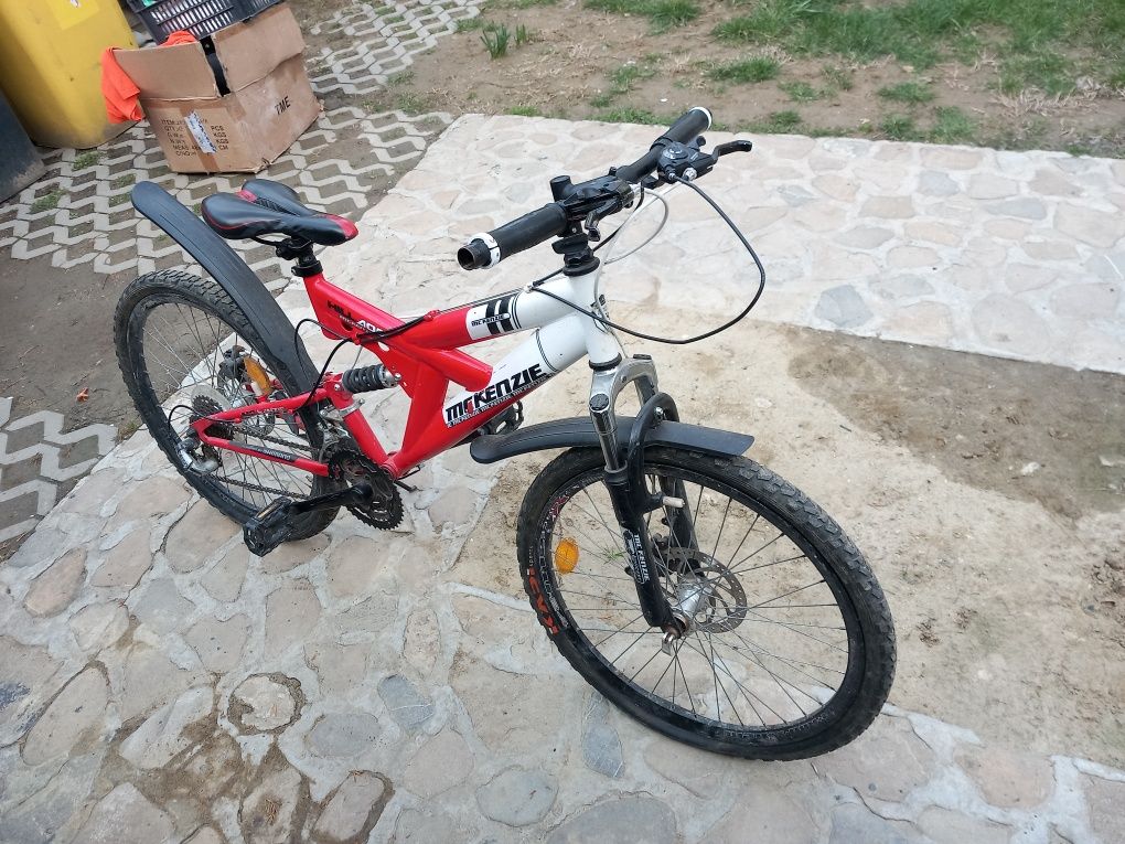 Bicicleta McKenzie Hill 400