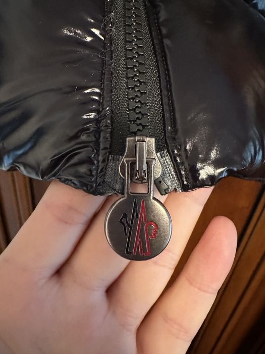 geaca Moncler barbati