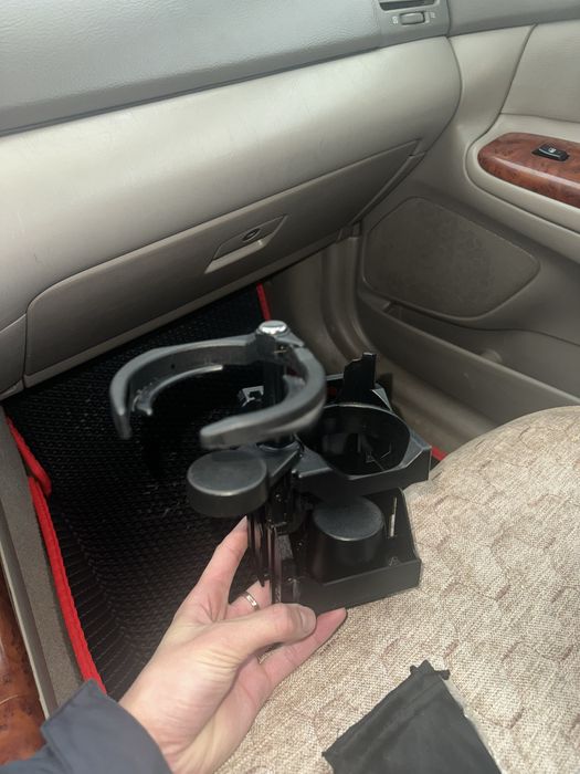 Постаканник w210 w202