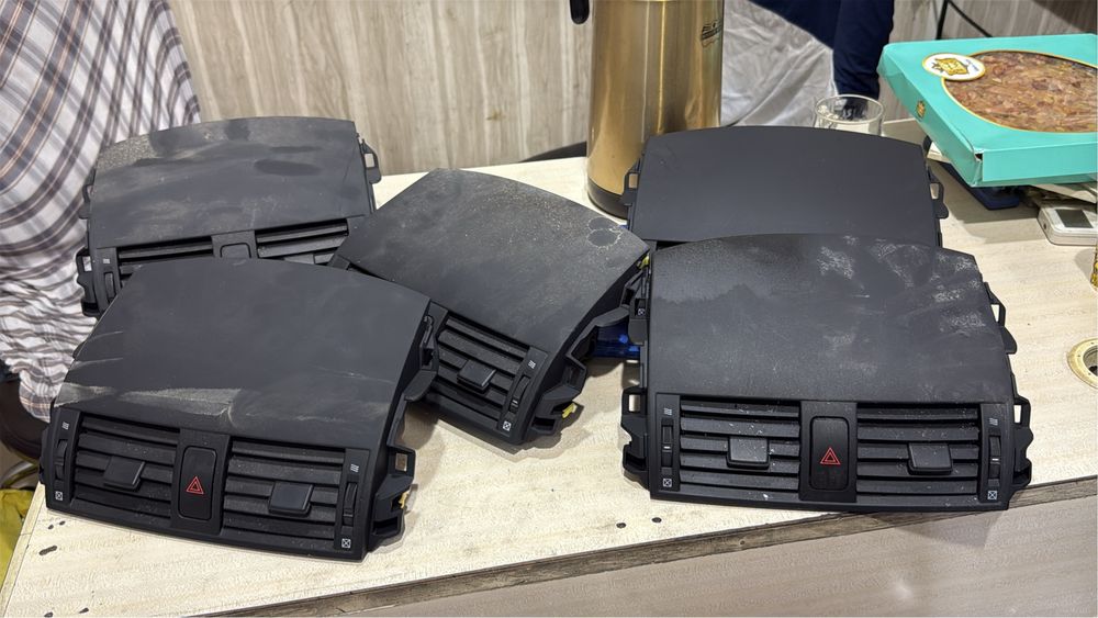 Дефлектр тойота королла каролла оригинал