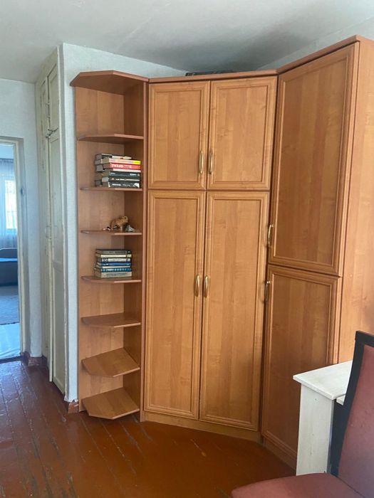 Шкаф угловой, 40тыс.