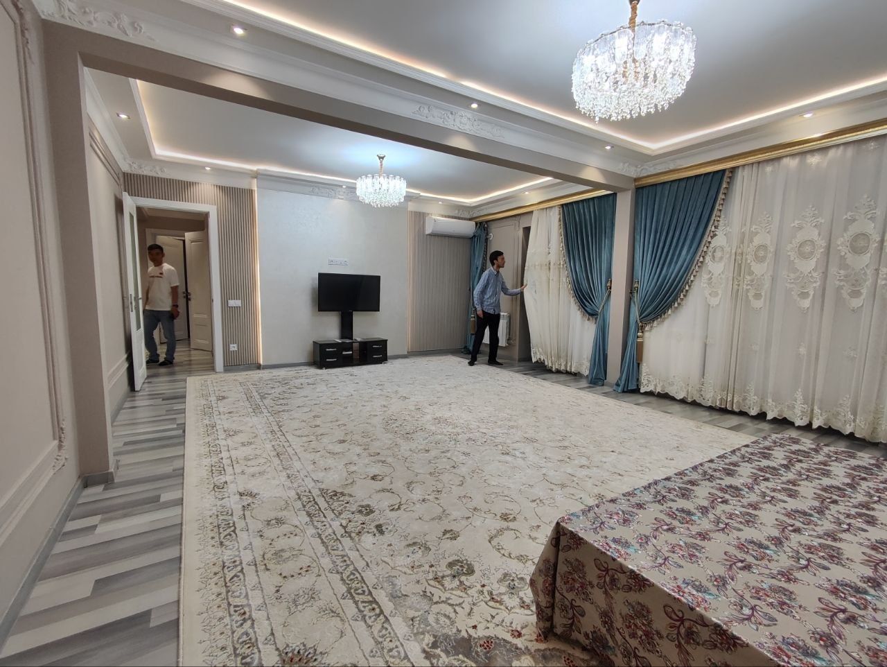 Аренда 5х ком. Евро квартира в Сергели-8. (Жиз-биз ресторан)